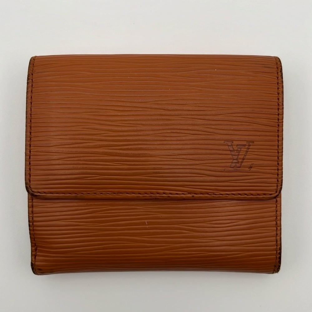 ❌SOLD❌ Louis Vuitton Epi Leather Elise Wallet